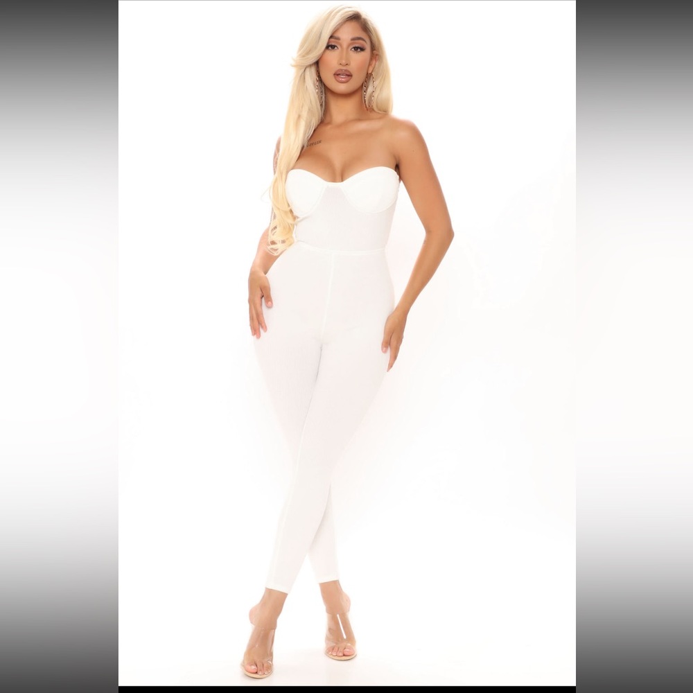 All White Jumpsuit Size Large